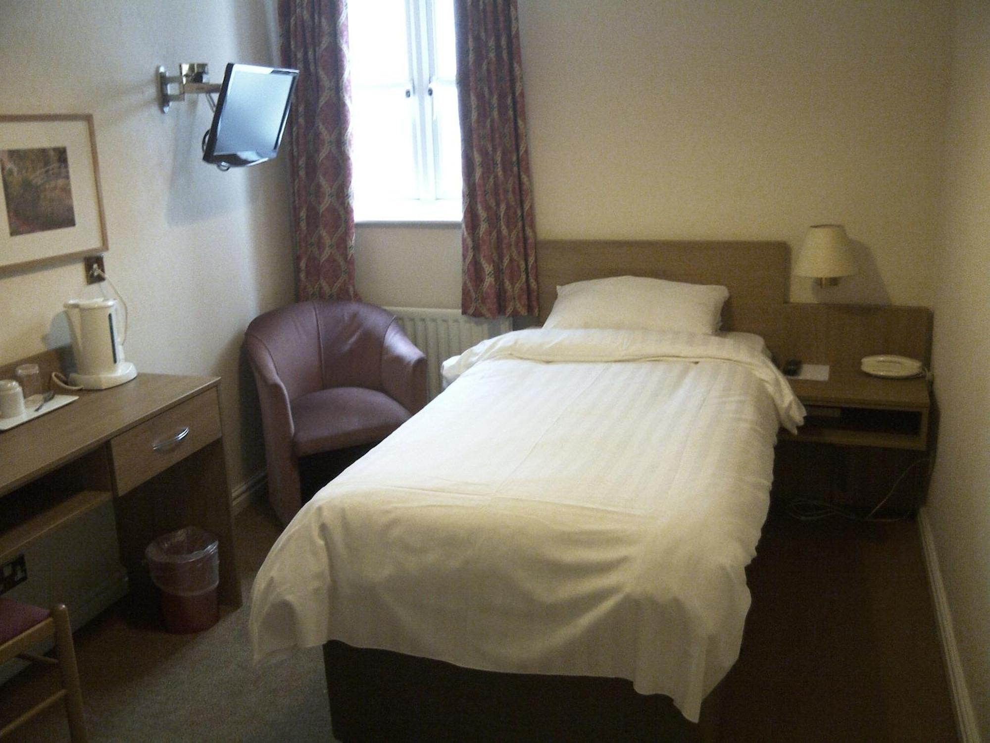 The Queensgate Hotel Peterborough Szoba fotó